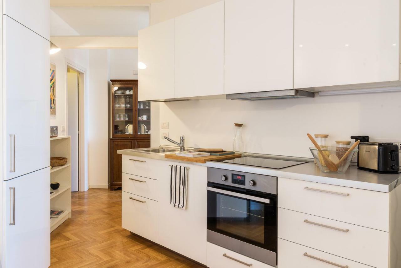 Joivy Homey 1-Bed With View Near Citylife ミラノ エクステリア 写真